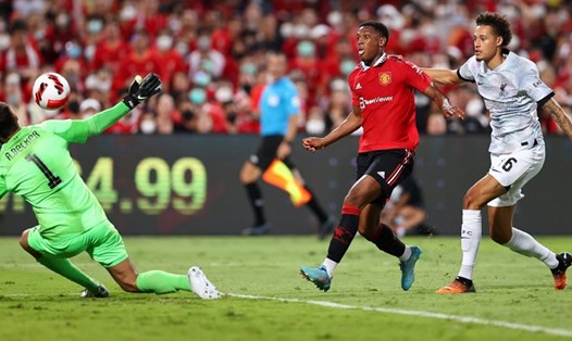 Man United từng thắng Liverpool 4-0 ở trận giao hữu tại Thái Lan mùa hè này. Ảnh: AFP