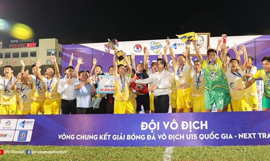 U15 Sông Lam Nghệ An vô địch U15 quốc gia lần thứ 4 trong lịch sử. Ảnh: VFF