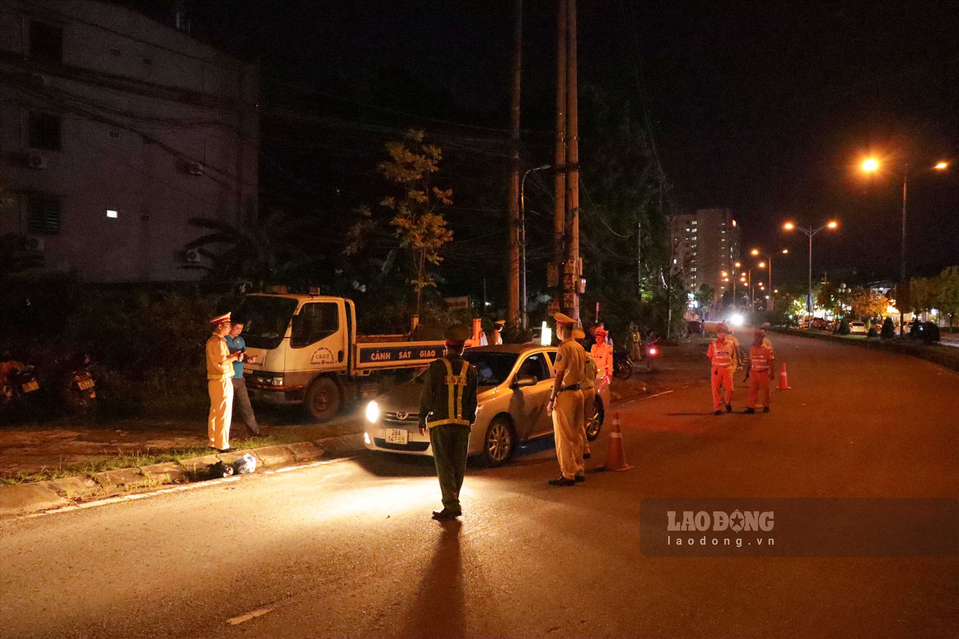 Lực lượng chức năng phát hiện nhiều trường hợp tham gia giao thông sau khi đã sử dụng rượu bia. Ảnh: Trần Trọng.