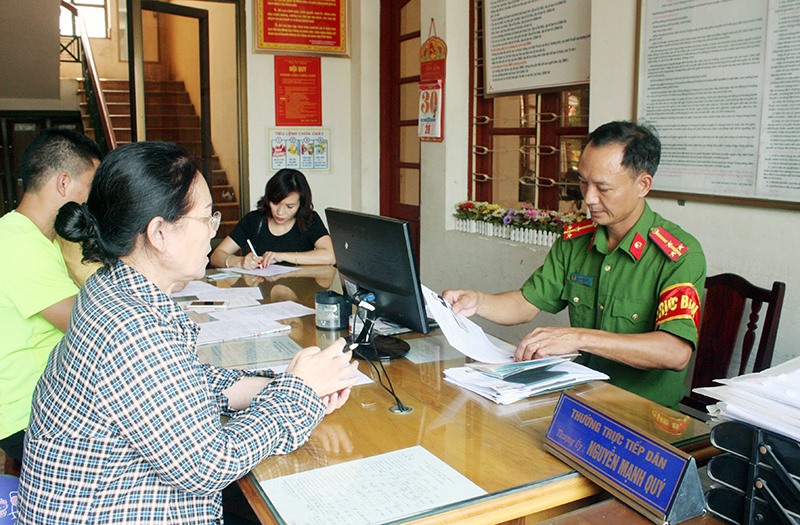 Thông tin được cập nhật trong Cơ sở dữ liệu gồm: Thông tin về tiếp công dân như họ tên, địa chỉ của công dân, nội dung, kết quả tiếp công dân.