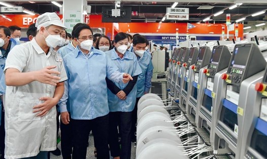 Thủ tướng Phạm Minh Chính thăm Nhà máy Samsung Electronics Việt Nam Thái Nguyên, ngày 3.9.2021. Ảnh: Hải Nguyễn