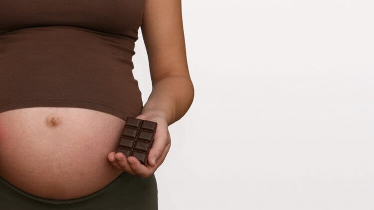 Lợi ích của socola đen đối với phụ nữ mang thai