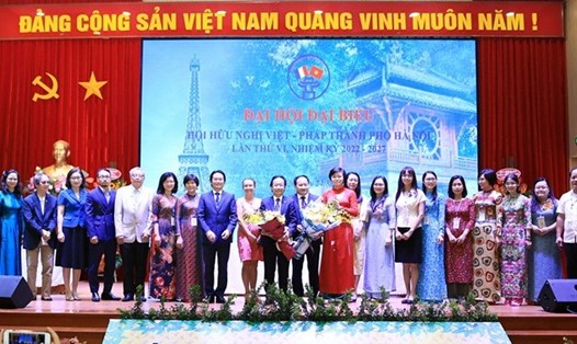 Ông Nguyễn Lân Trung tiếp tục được bầu làm Chủ tịch Hội hữu nghị Việt - Pháp TP Hà Nội