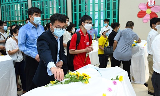 Trường Đại học Y Hà Nội tổ chức tri ân những người hiến thân thể cho khoa học. Ảnh: NT