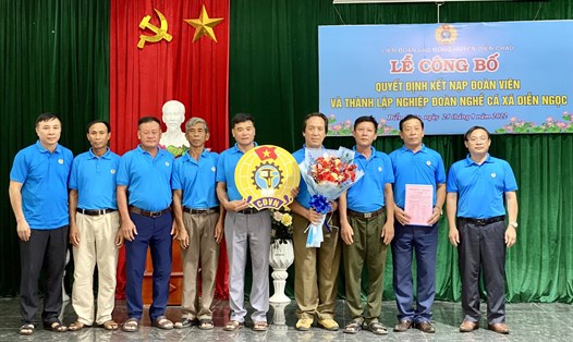 LĐLĐ huyện Diễn Châu tổ chức Lễ công bố quyết định thành lập Nghiệp đoàn nghề cá xã Diễn Ngọc với 112 đoàn viên. Ảnh: Duy Từ
