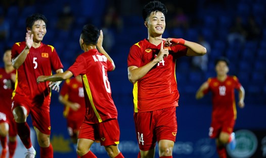 Cơ hội để tranh vé dự vòng chung kết U20 Châu Á 2023 của U20 Việt Nam càng thêm thách thức khi U20 Australia rút lui. Ảnh: VFF
