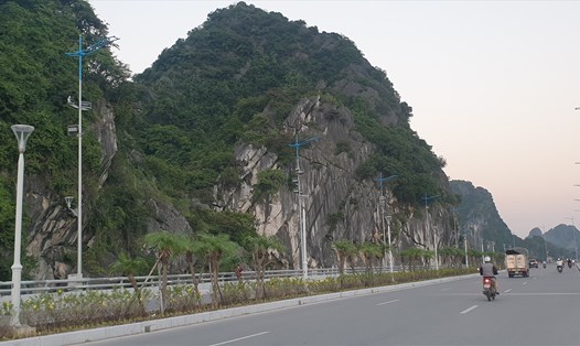 Núi Bài Thơ. Ảnh: Nguyễn Hùng