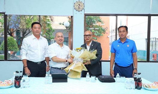 Câu lạc bộ Sài Gòn chuyển giao vị trí Chủ tịch đội bóng. Ảnh: CLB Sài Gòn