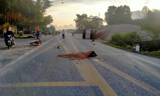 Hiện trường vụ tai nạn giao thông trên đường Hồ Chí Minh.