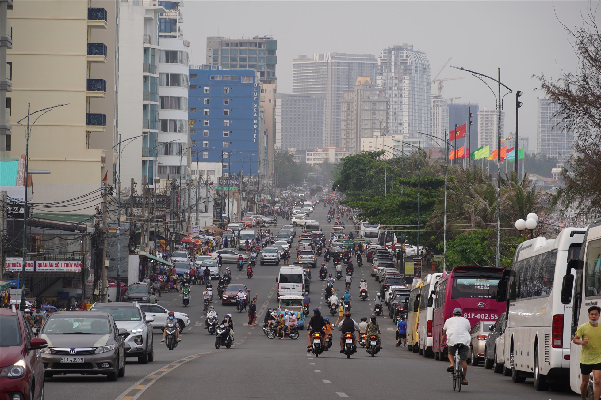 Đường Thùy Vân là một trong những tuyến đường bị cấm đậu xe trong dịp Lễ 2.9 tại TP.Vũng Tàu. Ảnh: T.A