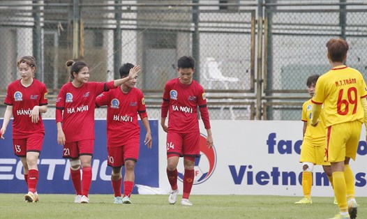 Đội nữ Hà Nội I quá mạnh so với đội TPHCM II ở lượt trận ra quân Giải nữ vô địch quốc gia - Cúp Thái Sơn Bắc 2022. Ảnh: VFF