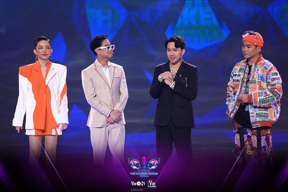 Hội đồng cố vấn tại chương trình. Ảnh: NSX