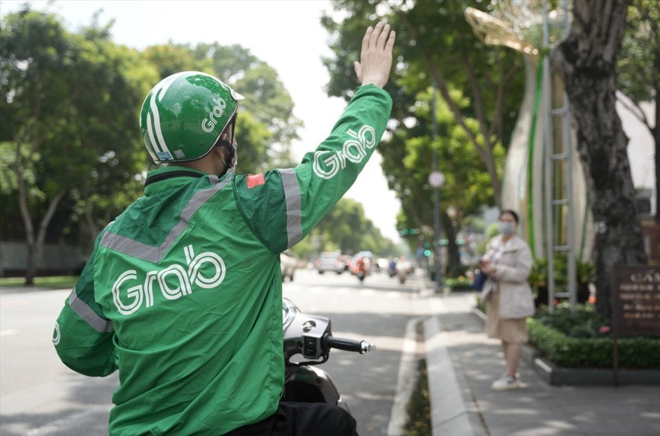 Grab triển khai chuỗi hoạt động tri ân đối tác tài xế và người dùng nhân kỷ niệm 8 năm hoạt động tại Việt Nam. Grab triển khai chuỗi hoạt động tri ân đối tác tài xế và người dùng nhân kỷ niệm 8 năm hoạt động tại Việt Nam.