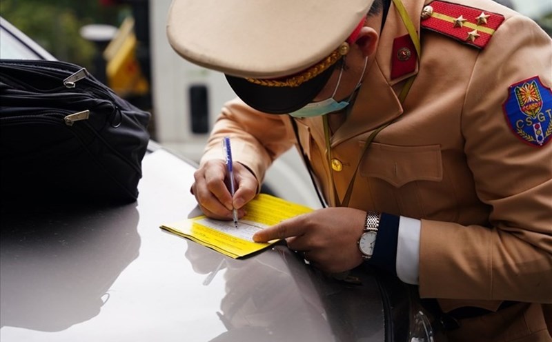 Thời hạn ra quyết định xử phạt vi phạm giao thông là bao lâu?