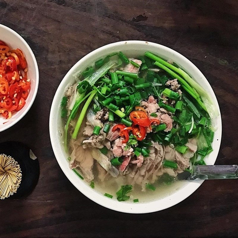 Món Việt được sao ngoại nhiệt tình lăng-xê