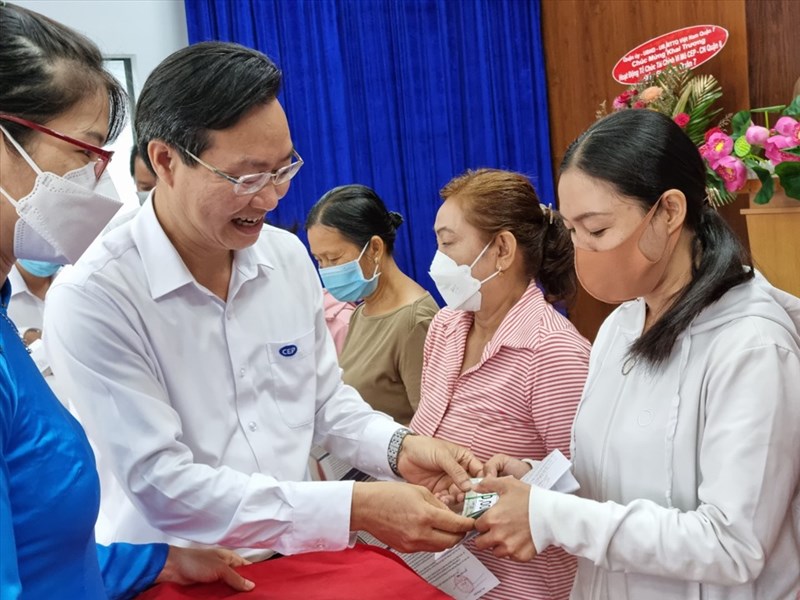 Điểm tựa giúp người lao động thoát khỏi tín dụng đen