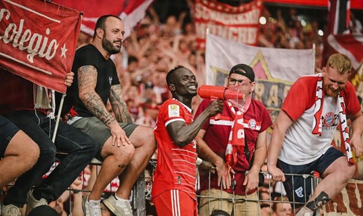 Sadio Mane ăn mừng sau chiến thắng của Bayern Munich.  Ảnh: AFP