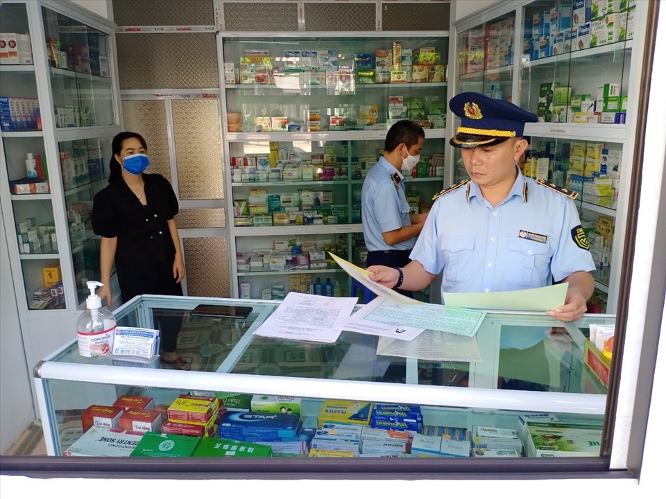 Xử phạt hơn 100 triệu đồng các cửa hàng thuốc tân dược ở Sơn La
