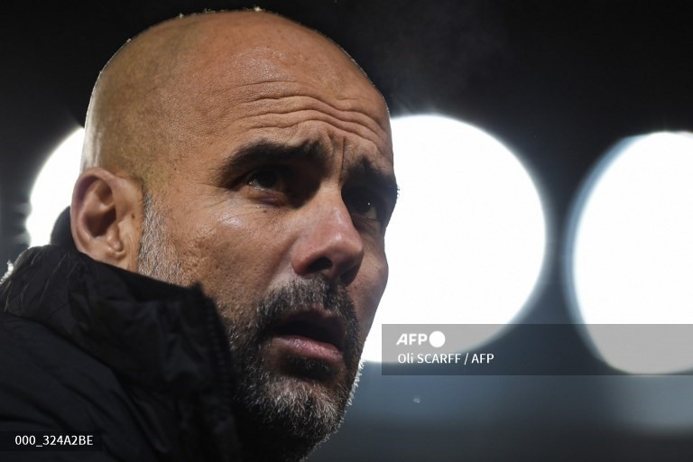 Pep Guardiola: Khoan hãy nghĩ tới tương lai!