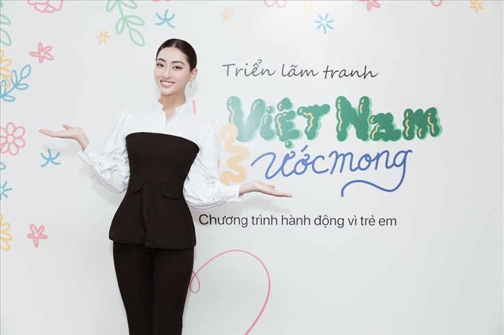 Hoa hậu Lương Thuỳ Linh tích cực tham gia chương trình "Việt Nam ước mong"