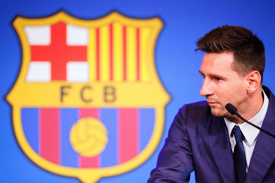 Tròn 1 năm Messi chia tay Barcelona: Bao giờ ta lại thuộc về nhau?