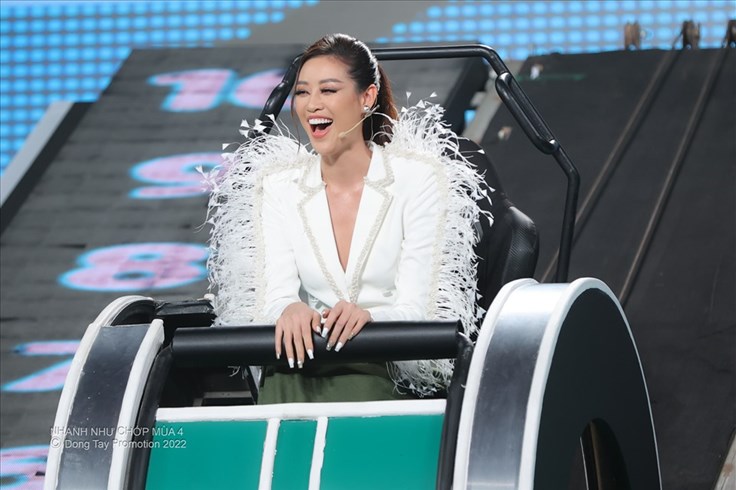 Nhanh như chớp: Hoa hậu Khánh Vân "trúng tủ" xuất sắc trả lời câu hỏi
