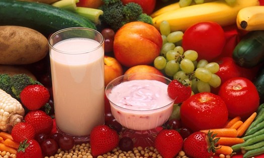 Sữa không nên kết hợp với một số loại trái cây như cam, chanh, chuối... Ảnh: Pixabay