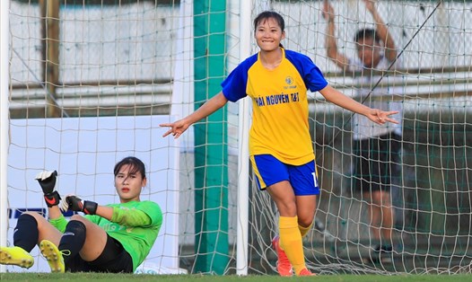 Câu lạc bộ nữ Thái Nguyên T&T và TPHCM I sớm ghi tên vào vòng bán kết cúp quốc gia nữ 2022. Ảnh: Minh Dân