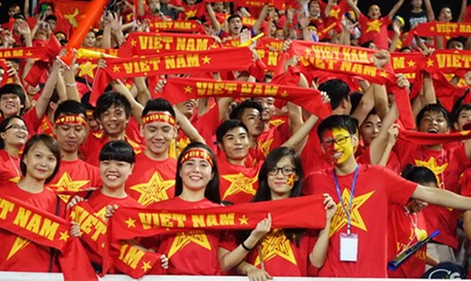 Niềm vui của các cổ động viên Việt Nam tại SEA Games 31. Ảnh: T.S