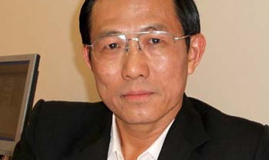 Cựu Thứ trưởng Y tế Cao Minh Quang bị cáo buộc thiếu trách nhiệm trong vụ biển thủ hơn 3,8 triệu USD của Nhà nước. Ảnh: VTV