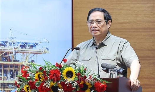 Thủ tướng Phạm Minh Chính chủ trì buổi làm việc với Tập đoàn Dầu khí Quốc gia Việt Nam. Ảnh: Dương Giang/TTXVN