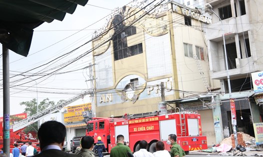 Quán karaoke bị cháy khiến 32 người chết. Ảnh: Đình Trọng