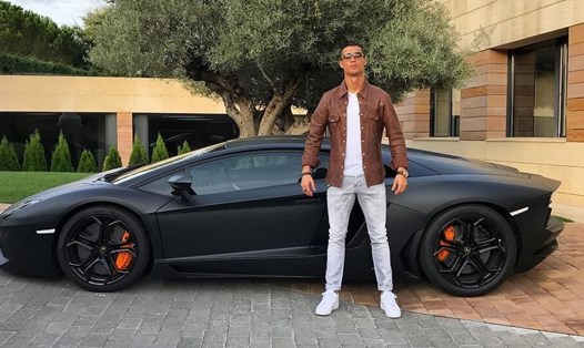 Cristiano Ronaldo có bộ sưu tập siêu xe phong phú. Ảnh: Instagram
