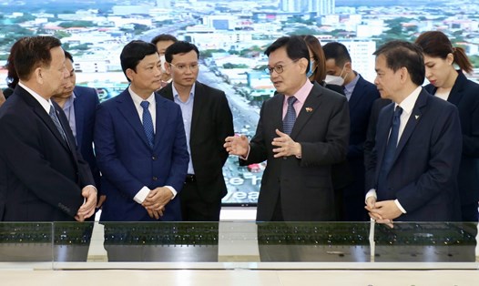 Ông Heng Swee Keat – Phó Thủ tướng Singapore đến Bình Dương thăm KCN VSIP I.  Ảnh: Q.T