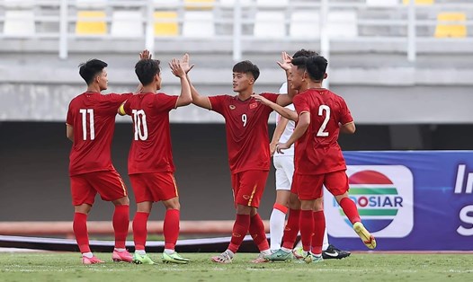 U20 Việt Nam tạo lợi thế trước U20 Hong Kong. Ảnh: AFC