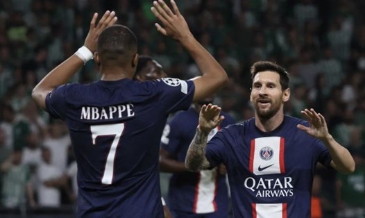 Lionel Messi ghi 1 bàn, kiến tạo 1 bàn trong chiến thắng của PSG trên sân Maccabi Haifa. Ảnh: AFP