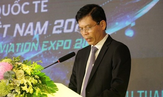 Thứ trưởng Bộ GTVT Lê Anh Tuấn phát biểu khai mạc Triển lãm quốc tế Hàng không Việt Nam 2022.