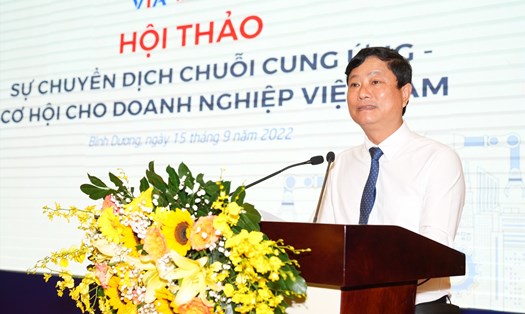 Ông Võ Văn Minh - Chủ tịch UBND tỉnh Bình Dương phát biểu tại hội thảo.