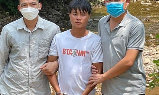 Đối tượng Kiêm khi bị lực lượng chức năng bắt giữ tại tỉnh Quảng Ninh. Ảnh: CACC.