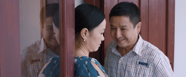 Phim nối sóng "Chồng cũ, vợ cũ, người yêu cũ" hướng về tình cảm gia đình. Ảnh: NSX