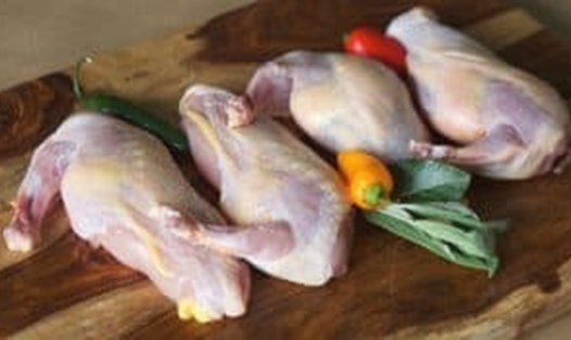 Thịt gà lôi là thực phẩm phù hợp cho những người đang trong quá trình giảm cân.
Ảnh: Dr Health Benefits