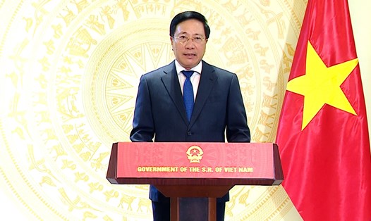 Phó Thủ tướng Thường trực Chính phủ Phạm Bình Minh dự và phát biểu tại lễ khai mạc Hội chợ ASEAN - Trung Quốc và Hội nghị thượng đỉnh Thương mại đầu tư ASEAN - Trung Quốc. Ảnh: Bộ Ngoại giao