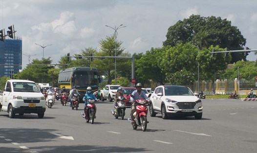 Giao thông trên một tuyến phố tại Đà Nẵng. Ảnh: TT
