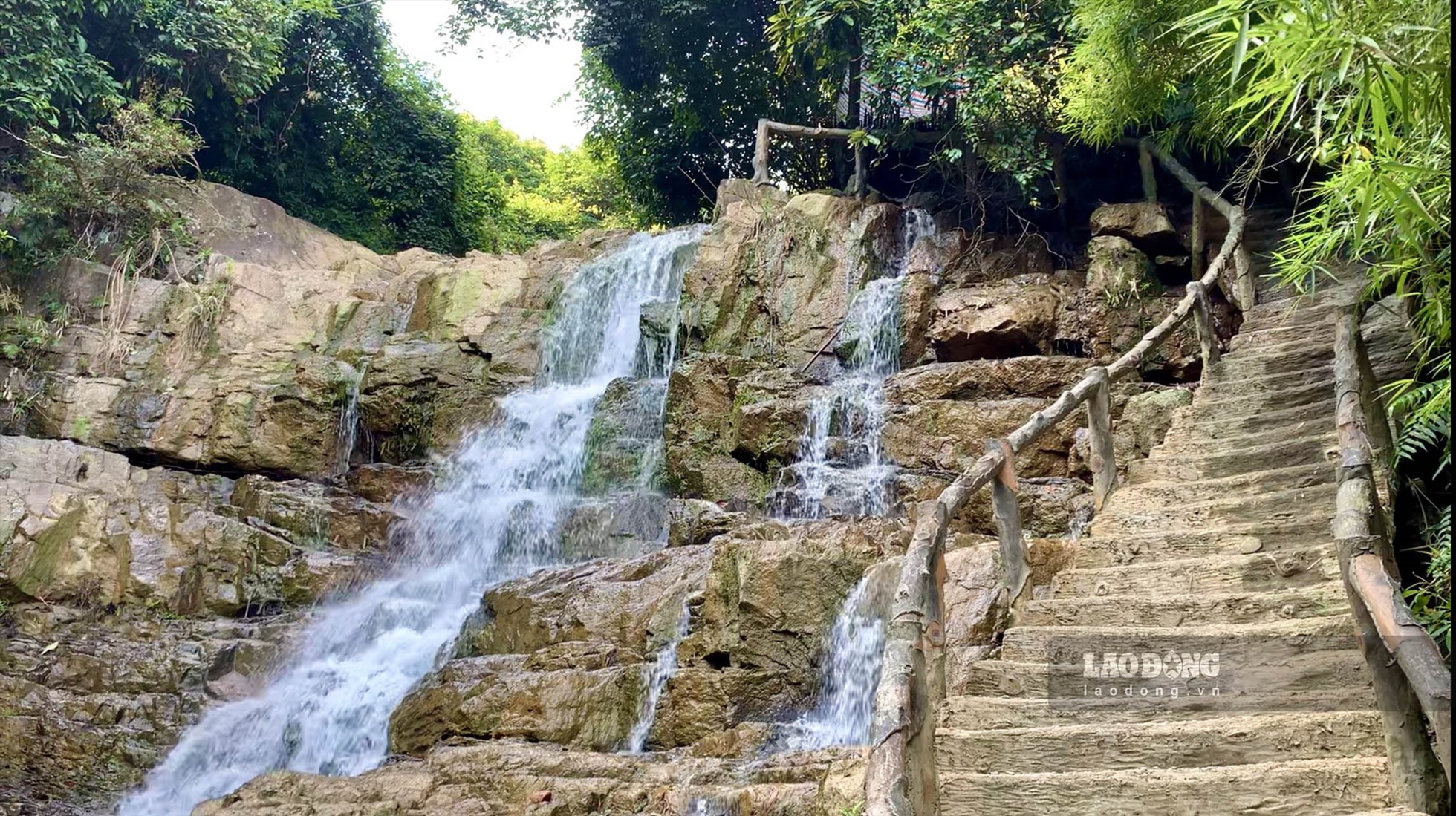 Thác Lựng Xanh nơi cắm trại, picnic lý tưởng tại Uông Bí. Ảnh: Thiên Hà.