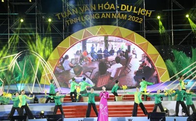 Khai mạc Tuần Văn hóa - Du lịch Long An năm 2022. Ảnh: L.A