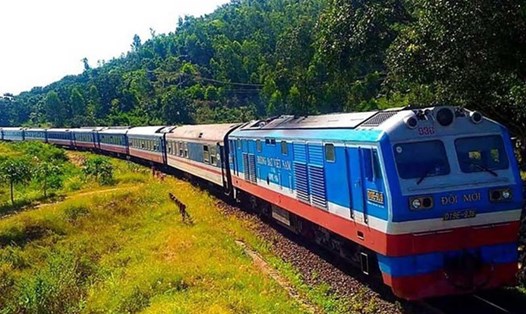 Đường sắt tổ chức chạy thêm tàu khách đưa người dân về Hà Nội. Ảnh GT