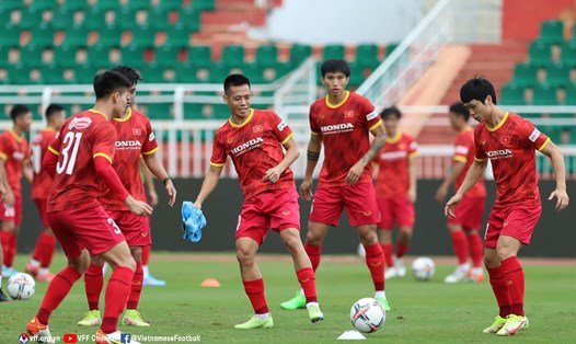 Văn Quyết đứng trước cơ hội đá chính cho tuyển Việt Nam. Ảnh: VFF