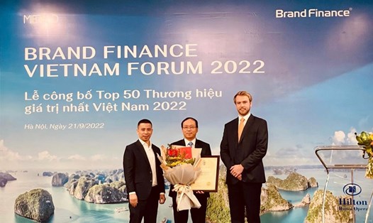 Tập đoàn Bảo Việt nhận danh hiệu “Thương hiệu bảo hiểm giá trị nhất Việt Nam 2022".