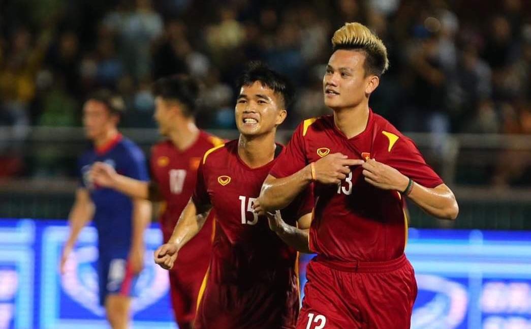 Đội tuyển Việt Nam thắng dễ 4-0 trước đối thủ Singapore