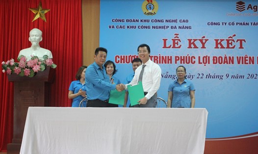 Công đoàn KCNC&CKCN Đà Nẵng ký kết Phúc lợi đoàn viên cùng Công ty Cổ phần Tập đoàn Khải Minh (Phúc lợi AGAPE). Ảnh: Tường Minh